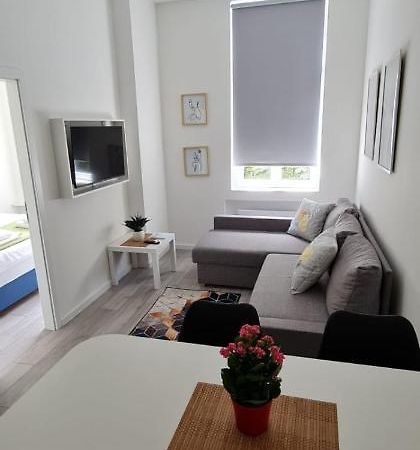 זאגרב Mika Apartment And Studios מראה חיצוני תמונה