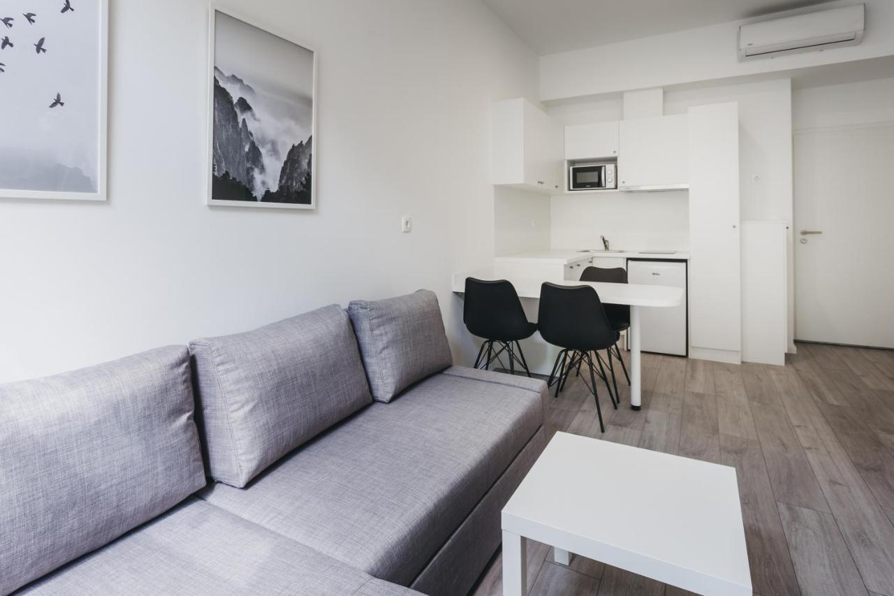 זאגרב Mika Apartment And Studios מראה חיצוני תמונה