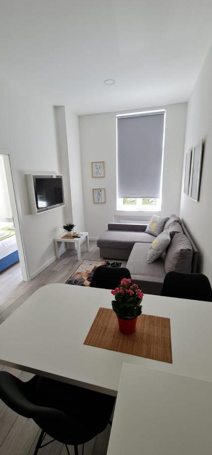 זאגרב Mika Apartment And Studios מראה חיצוני תמונה