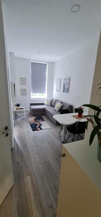 זאגרב Mika Apartment And Studios מראה חיצוני תמונה